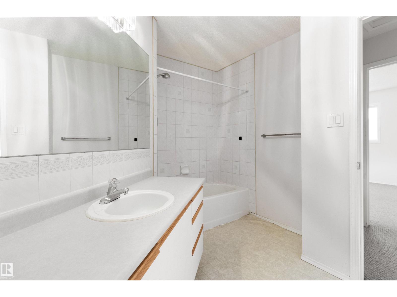 #30 843 YOUVILLE DR W NW, Edmonton