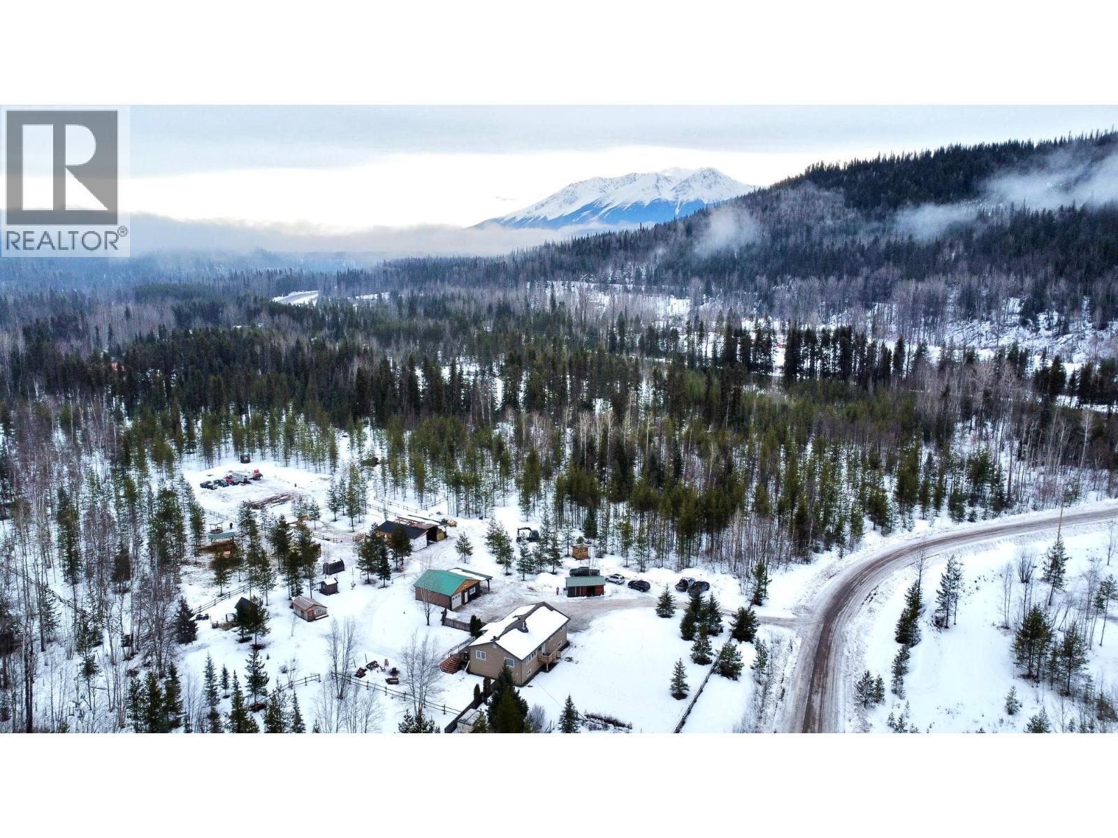 23998 RIVER Road, Smithers