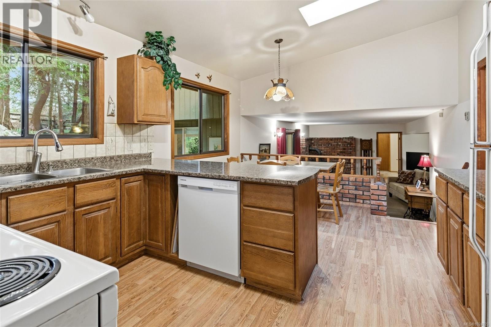  4395 Liberto Road, Saanich