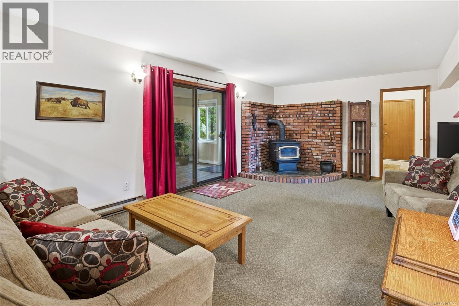  4395 Liberto Road, Saanich