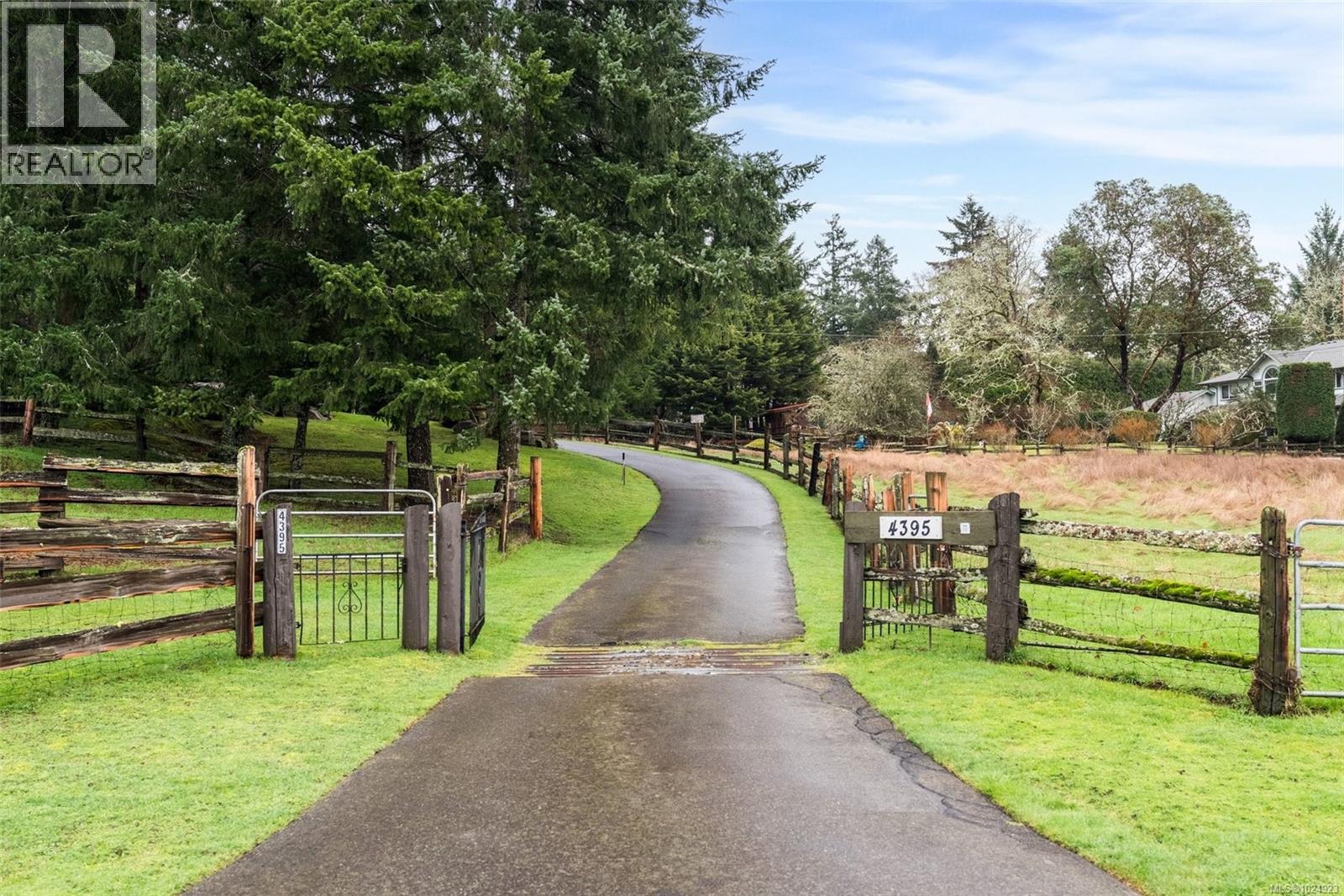  4395 Liberto Road, Saanich