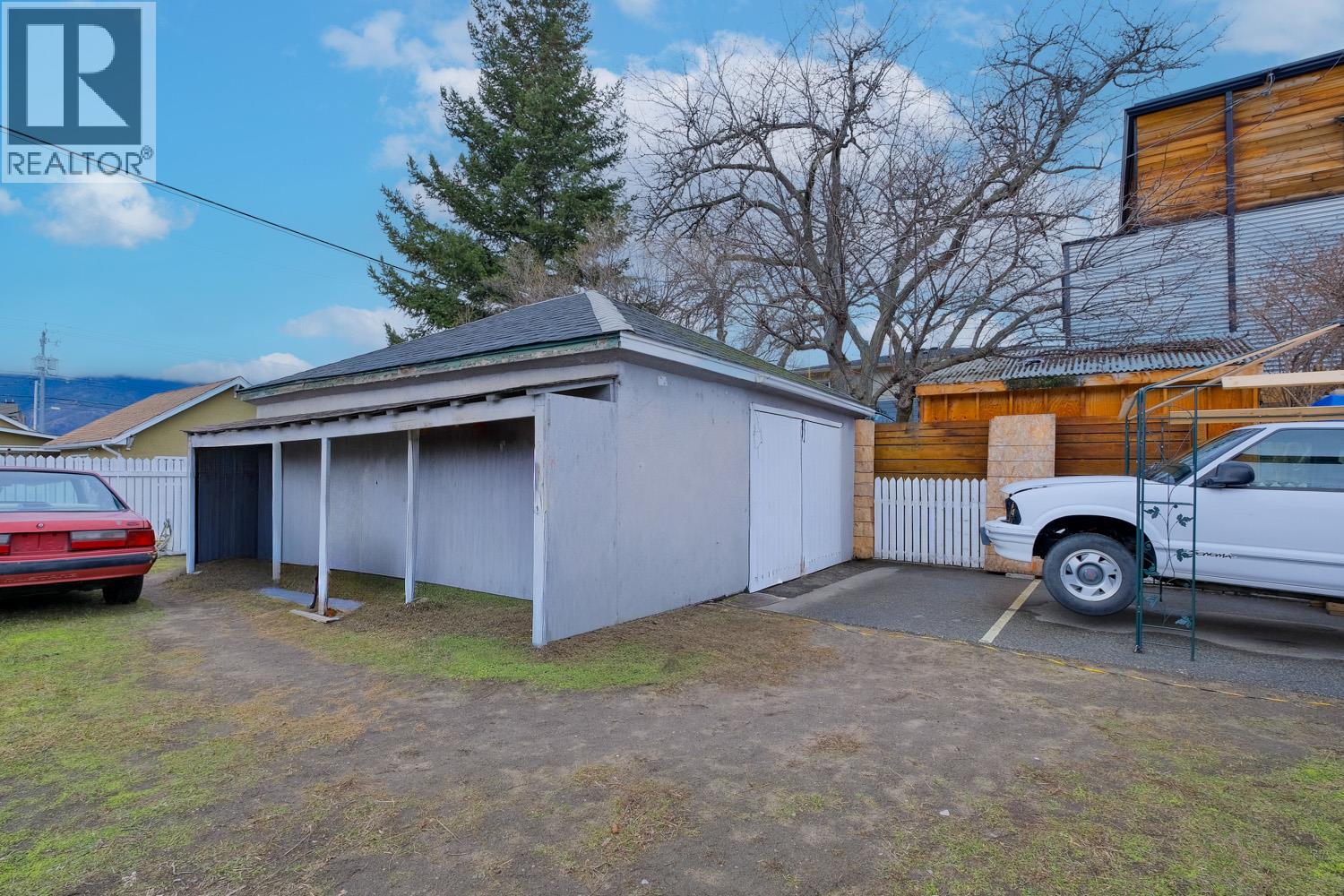 252 DOUGLAS Avenue, Penticton