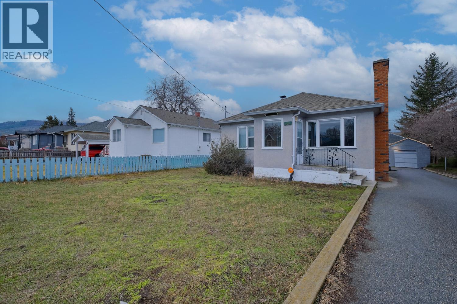 252 DOUGLAS Avenue, Penticton