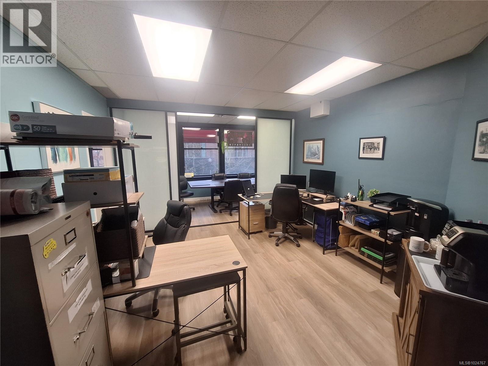 203 15 Commercial St, Nanaimo