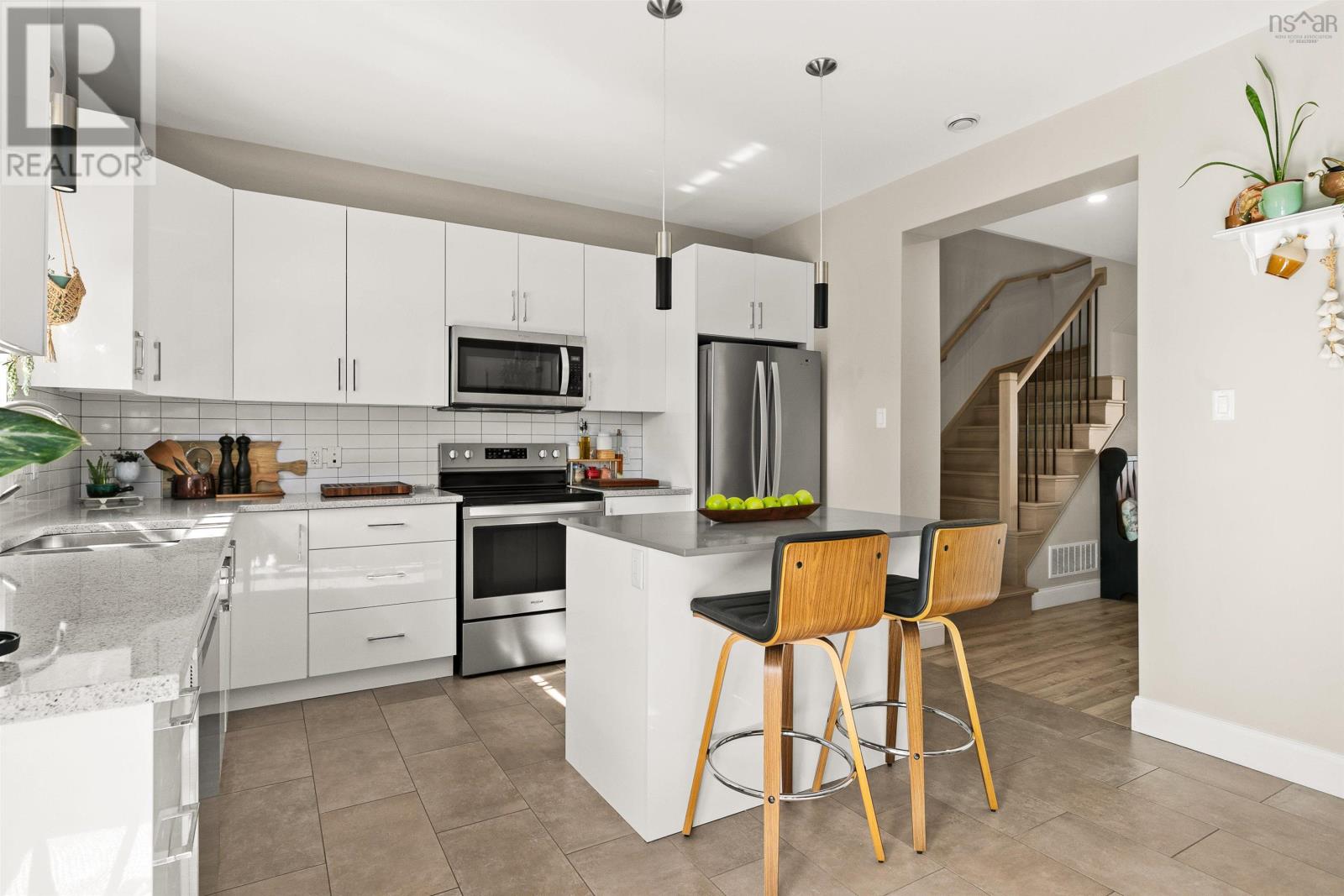 Property 16 of 47 of 146 Maple Grove Avenue