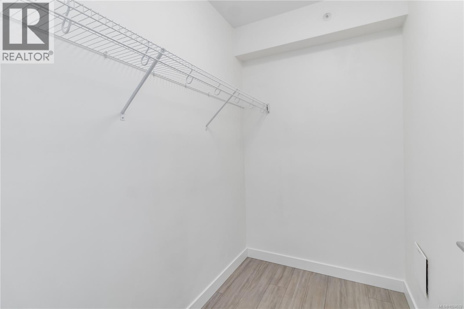 1204 848 Yates Street, Victoria