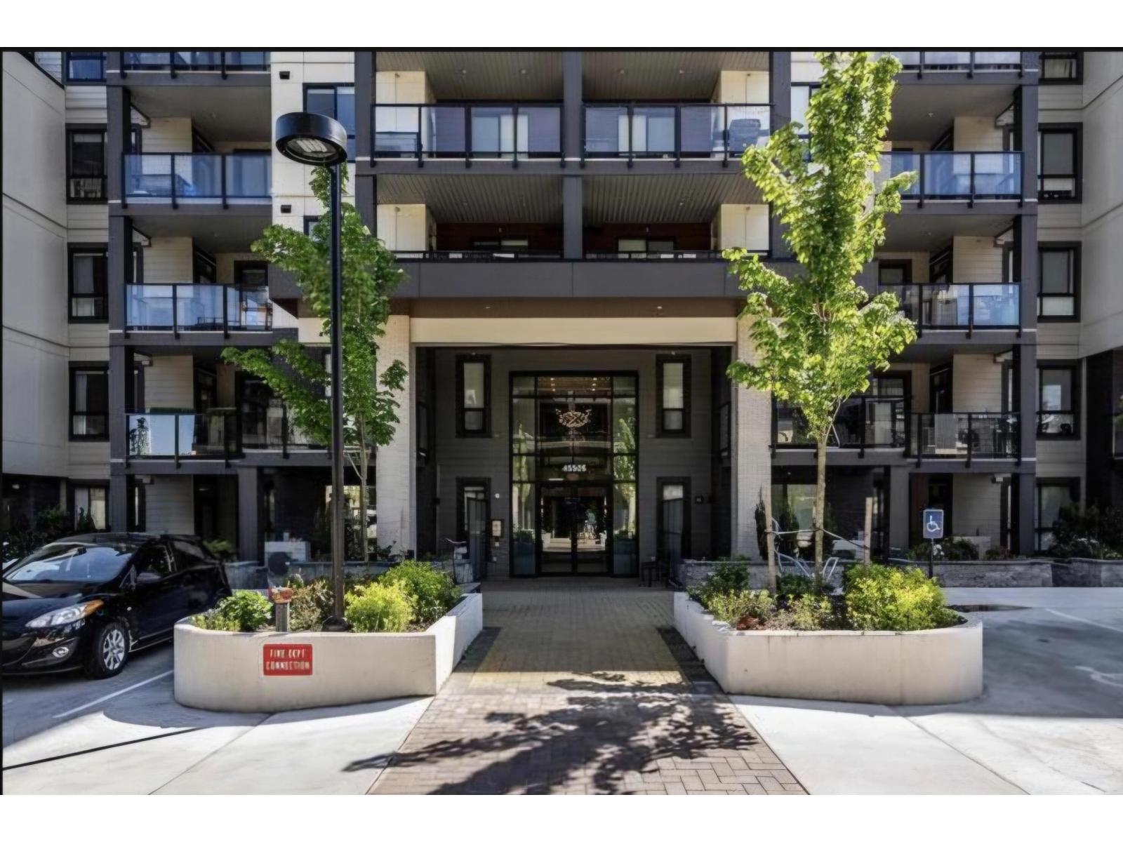 210 45505 CAMPUS DRIVE, Garrison Crossing, Chilliwack