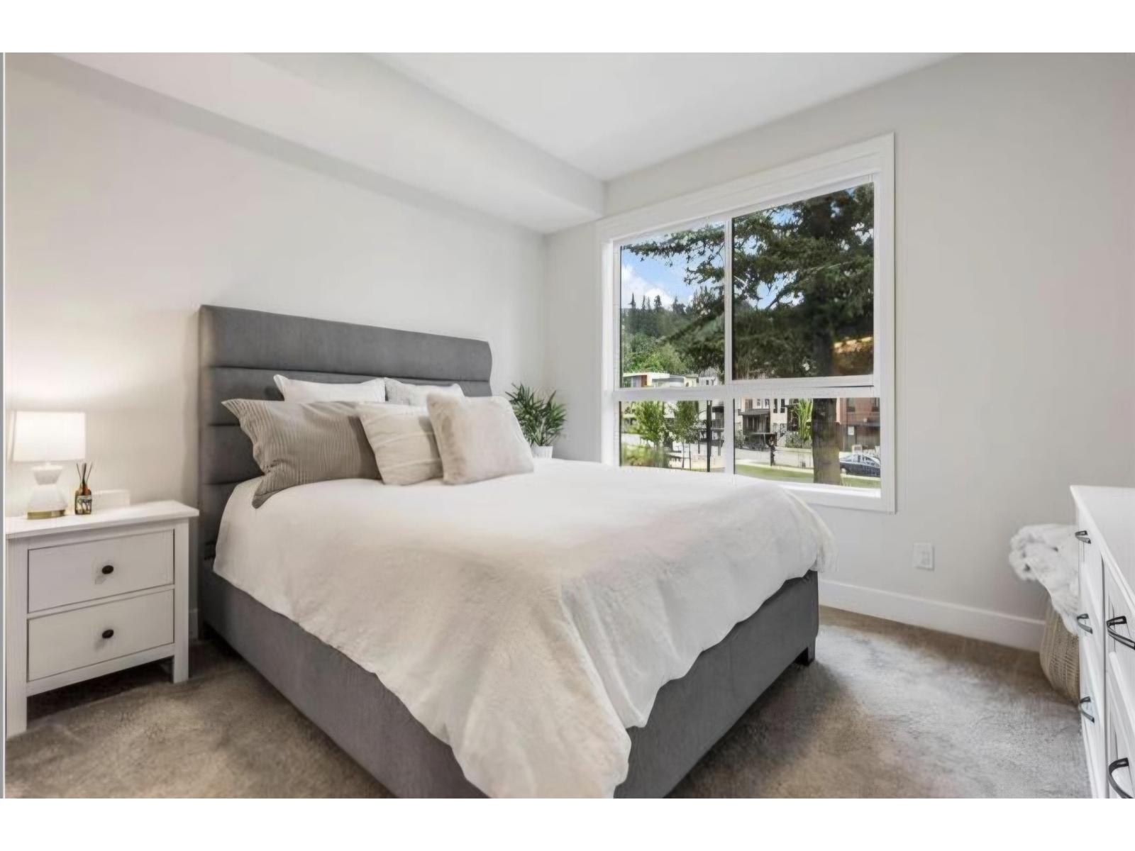 210 45505 CAMPUS DRIVE, Garrison Crossing, Chilliwack