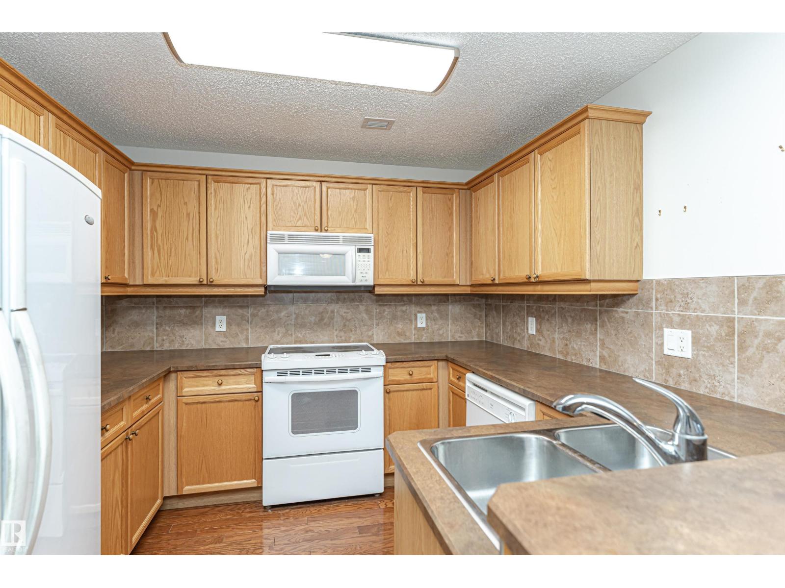 #112 260 STURGEON RD, St. Albert