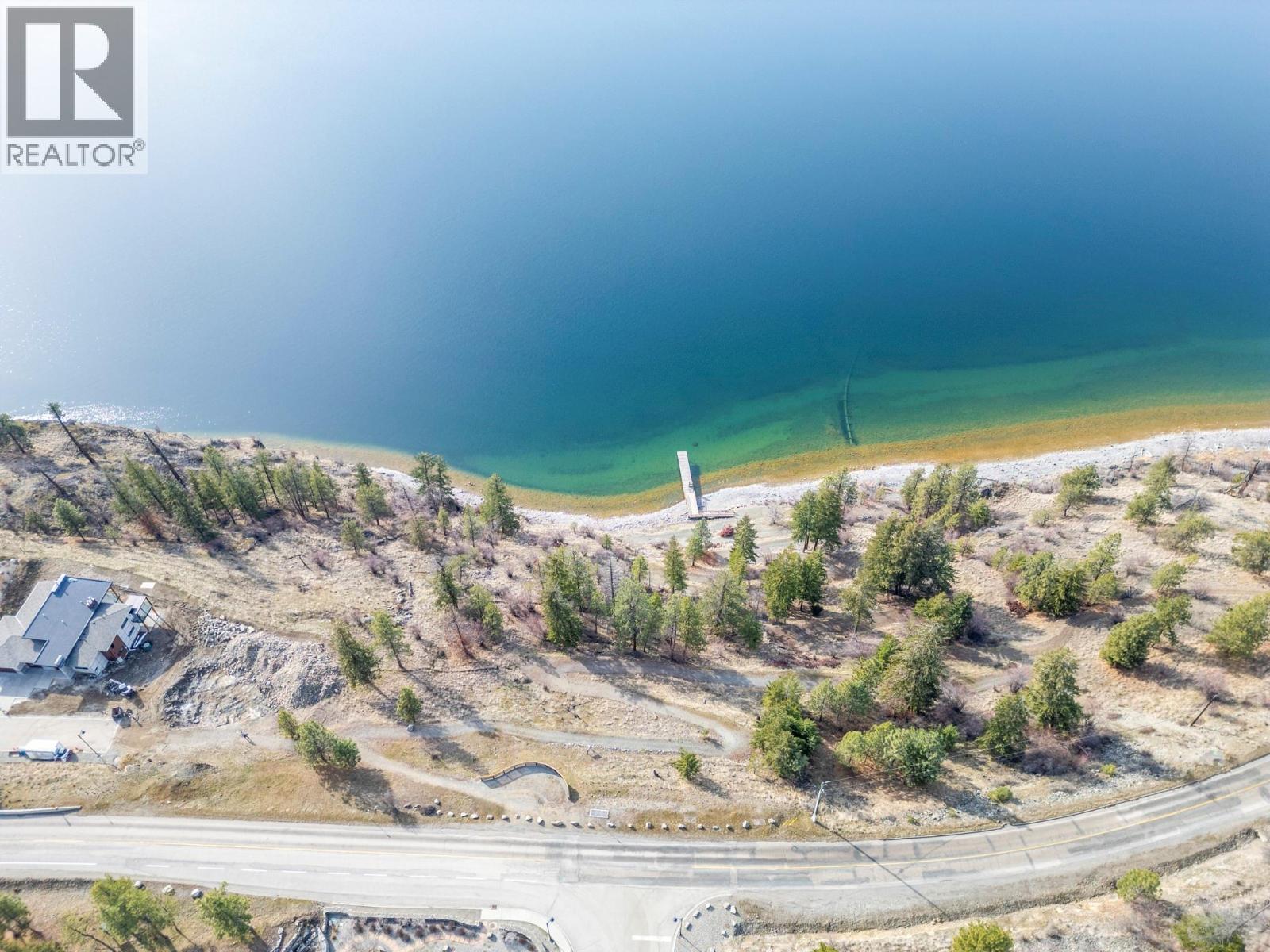  8836 Hampshire Crescent, Vernon