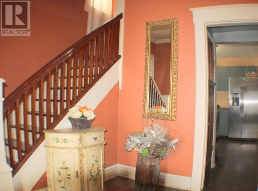 86 ST ANDREWS TERR - Photo 3 of 50, SAULT STE MARIE, Ontario