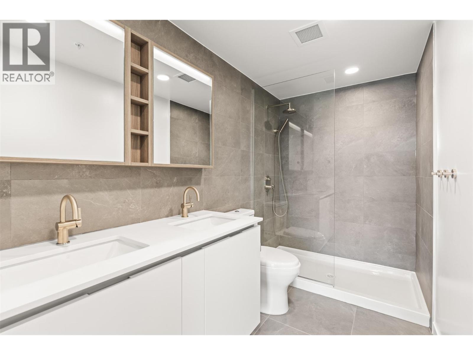 207 2760 Olalla Road, West Kelowna