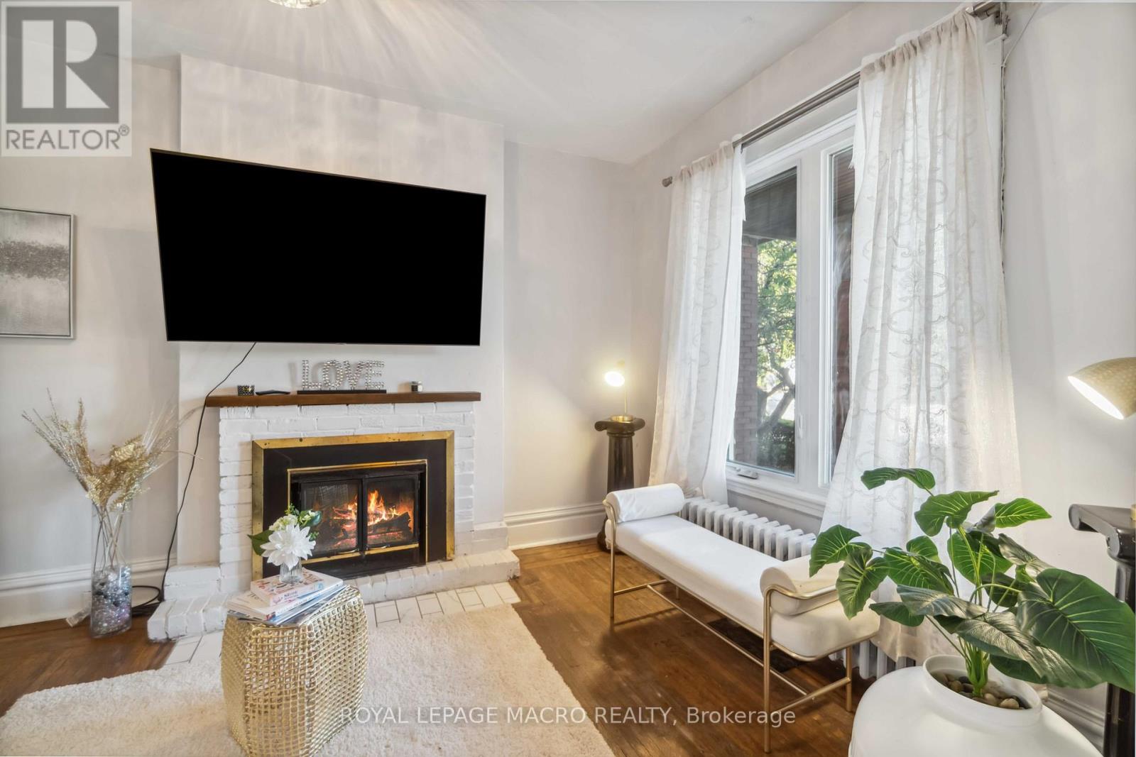 197 WENTWORTH STREET S - 12