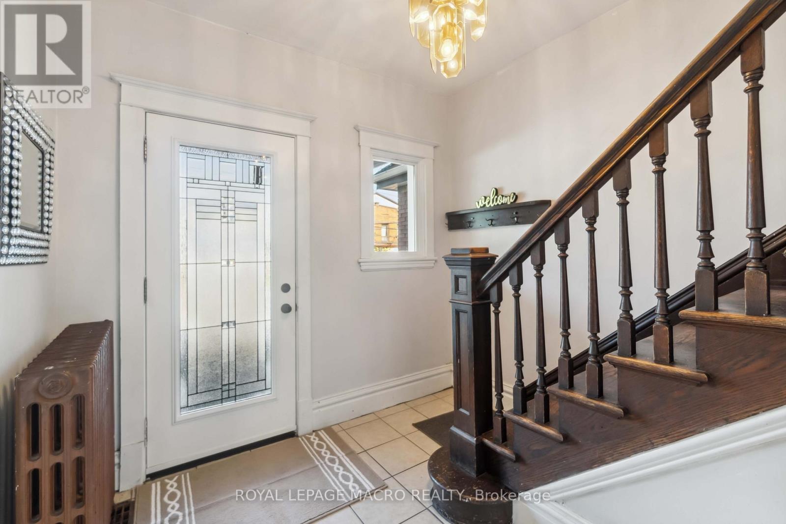 197 WENTWORTH STREET S - 6