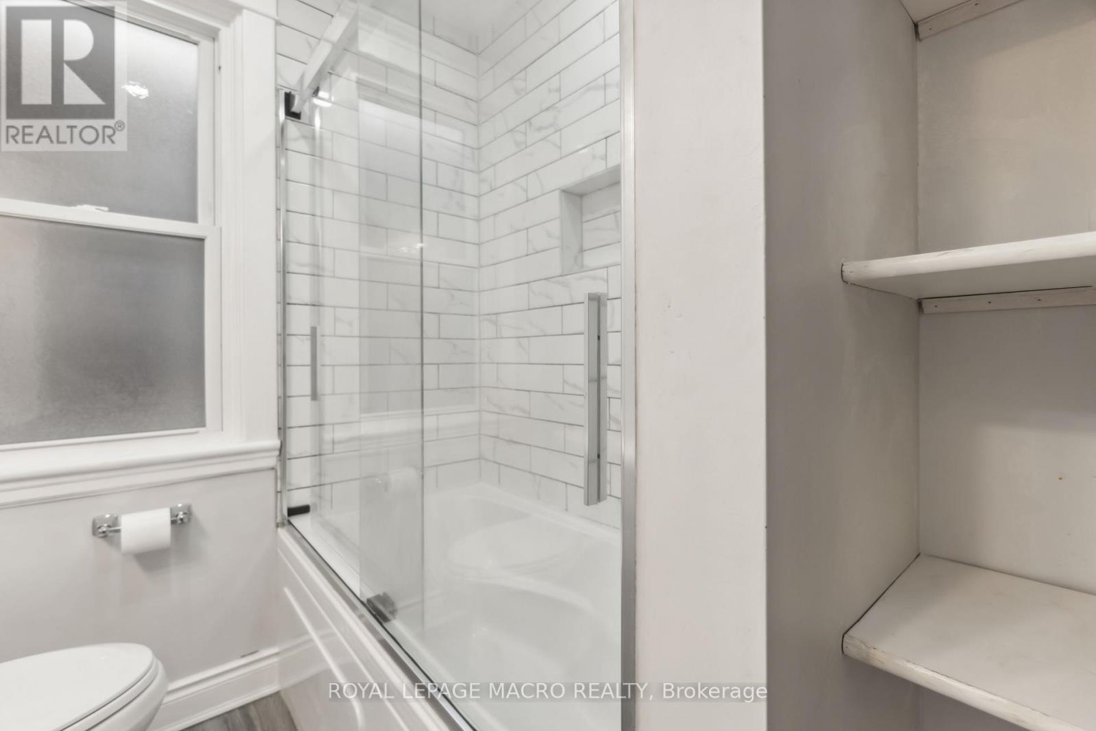 197 WENTWORTH STREET S - 32