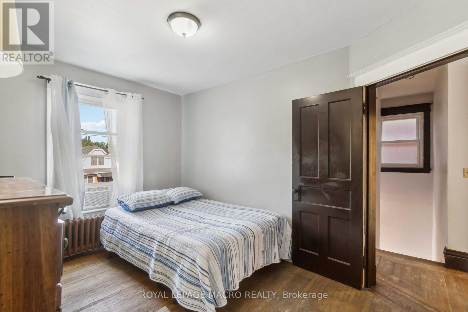 197 WENTWORTH STREET S - 36