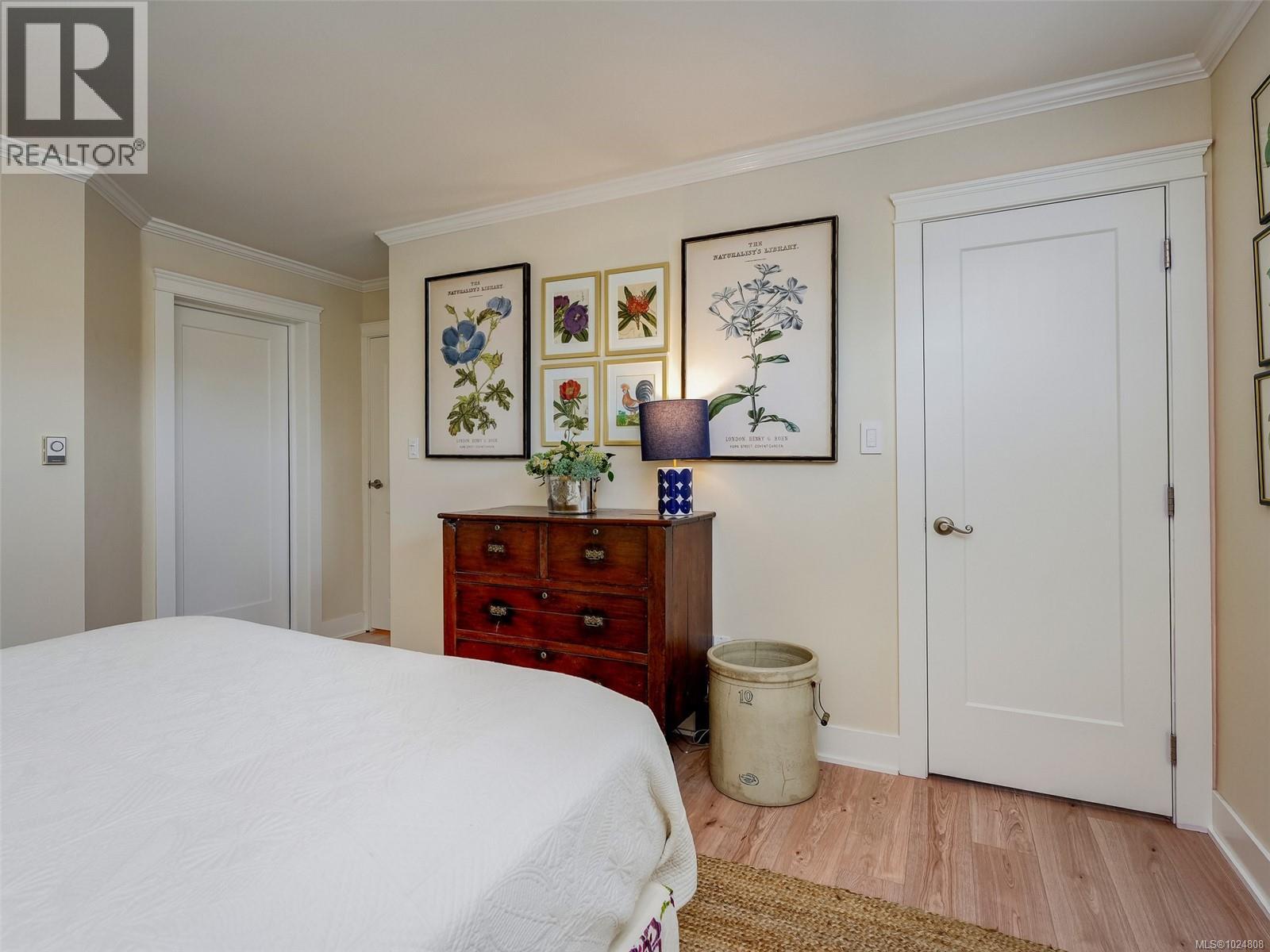 1900 Mount Newton Cross Rd, Central Saanich