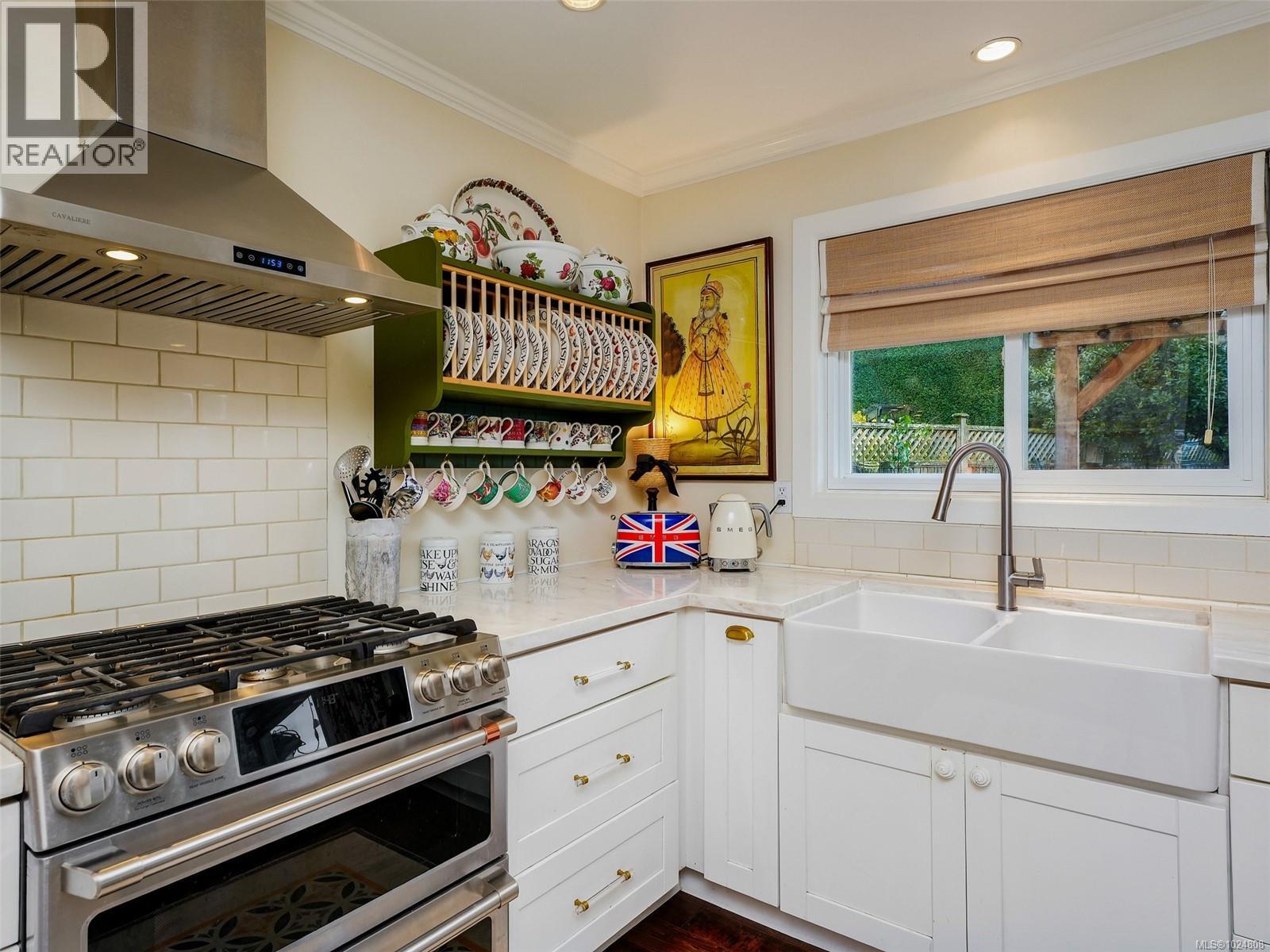 1900 Mount Newton Cross Rd, Central Saanich