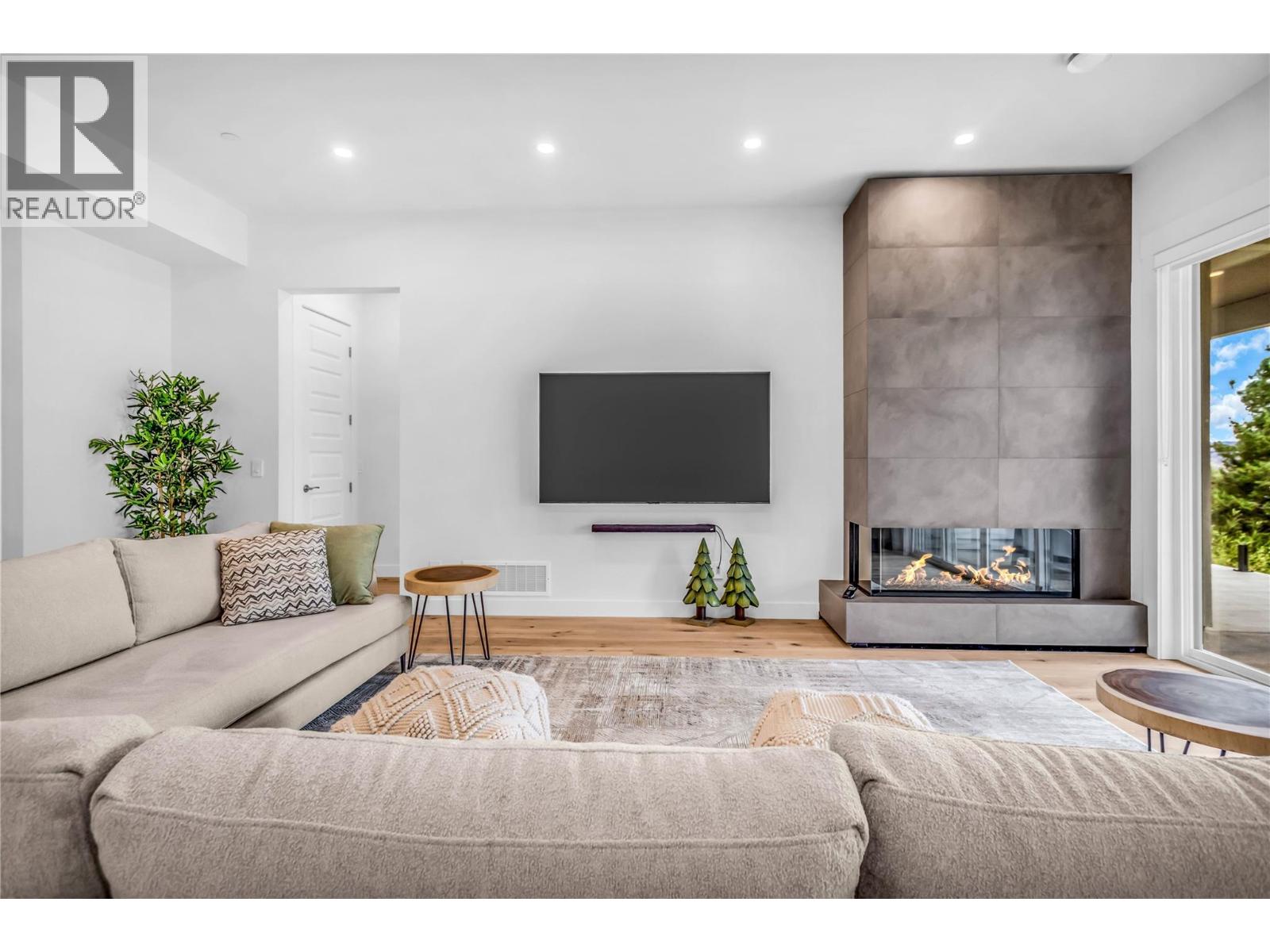  3452 Blue Grass Lane, Kelowna