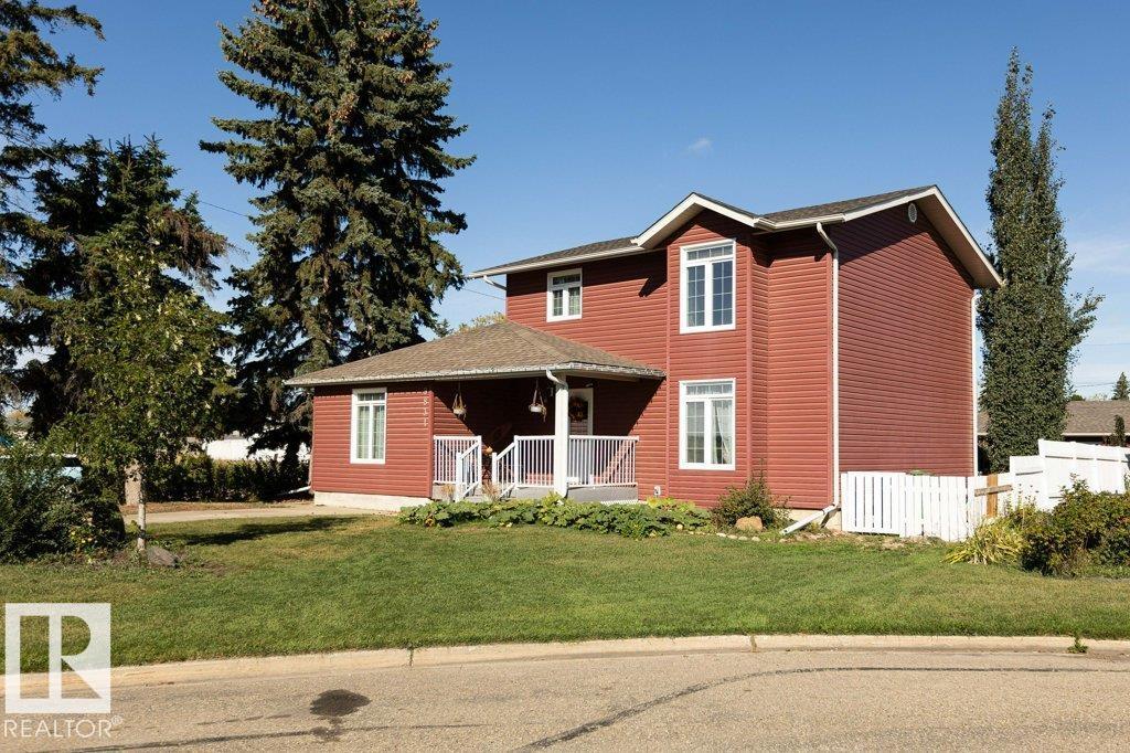 9831 98 ST - Photo 3 of 75, Westlock, Alberta