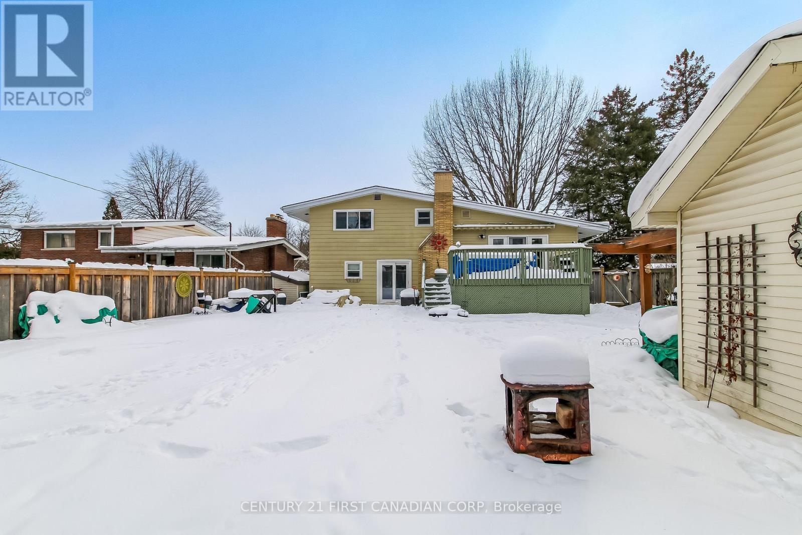 276 SOUTHCREST DRIVE Property Photo