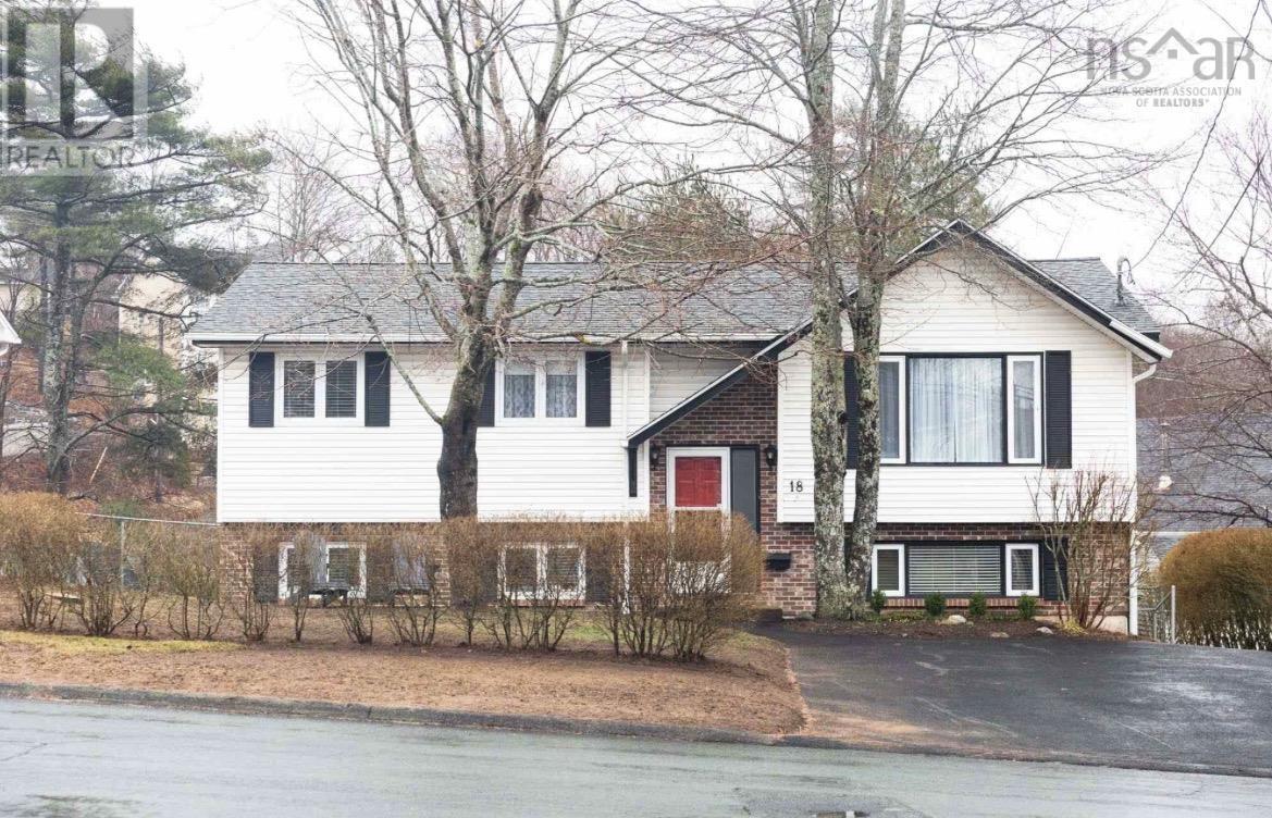 Property photo of 18 Sunnyvale Crescent