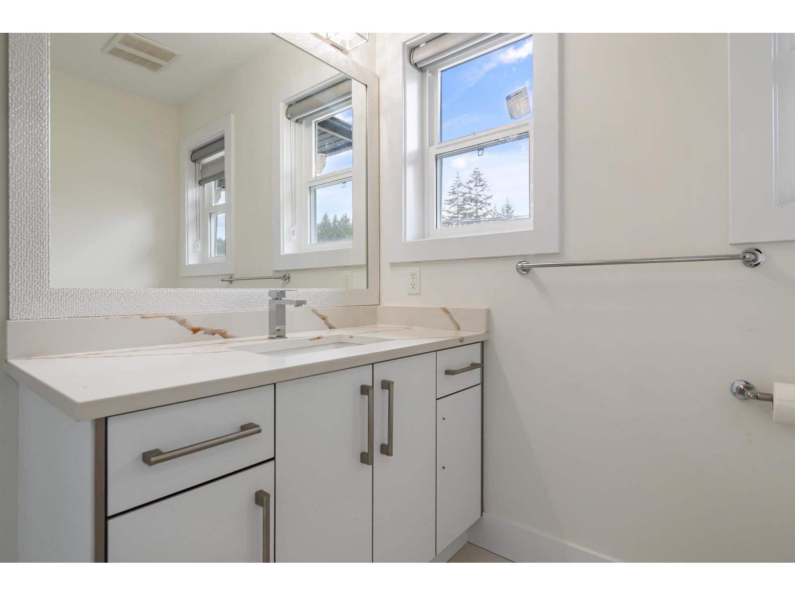 2 21088 LAKEVIEW CRESCENT, Kawkawa Lake - Photo 5 of 40, Hope, British Columbia