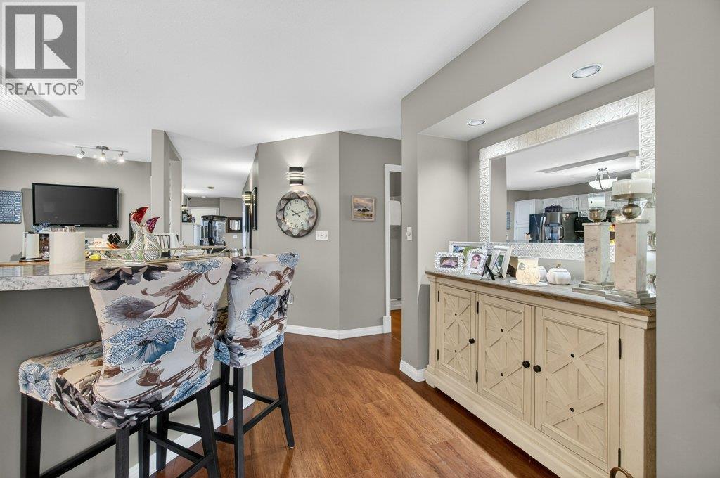 111 Harbourfront Drive NW Unit# 2, Salmon Arm