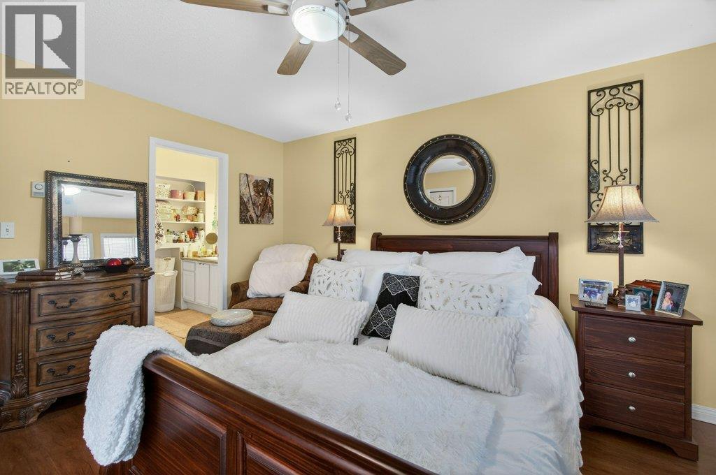 111 Harbourfront Drive NW Unit# 2, Salmon Arm