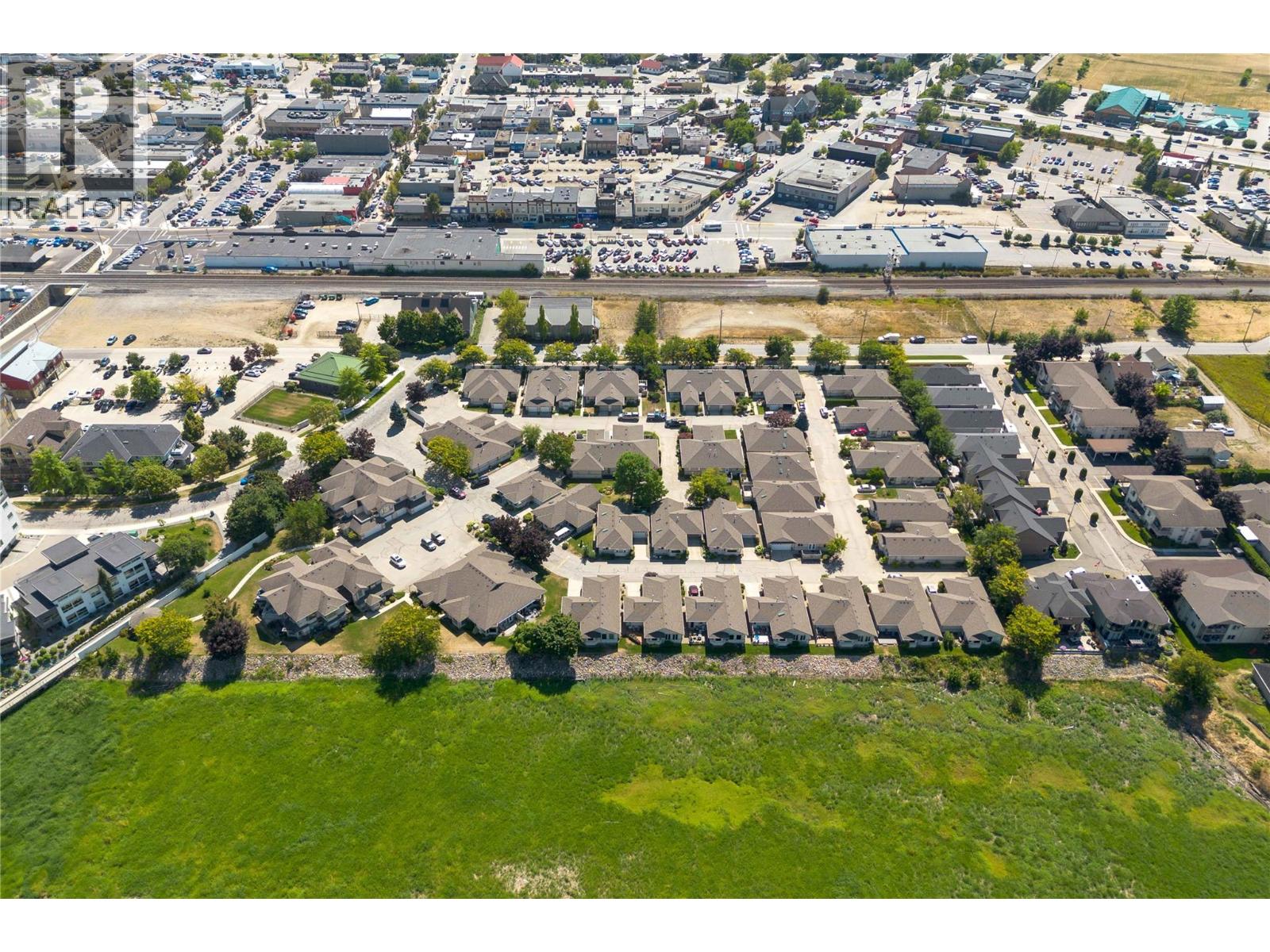 111 Harbourfront Drive NW Unit# 2, Salmon Arm