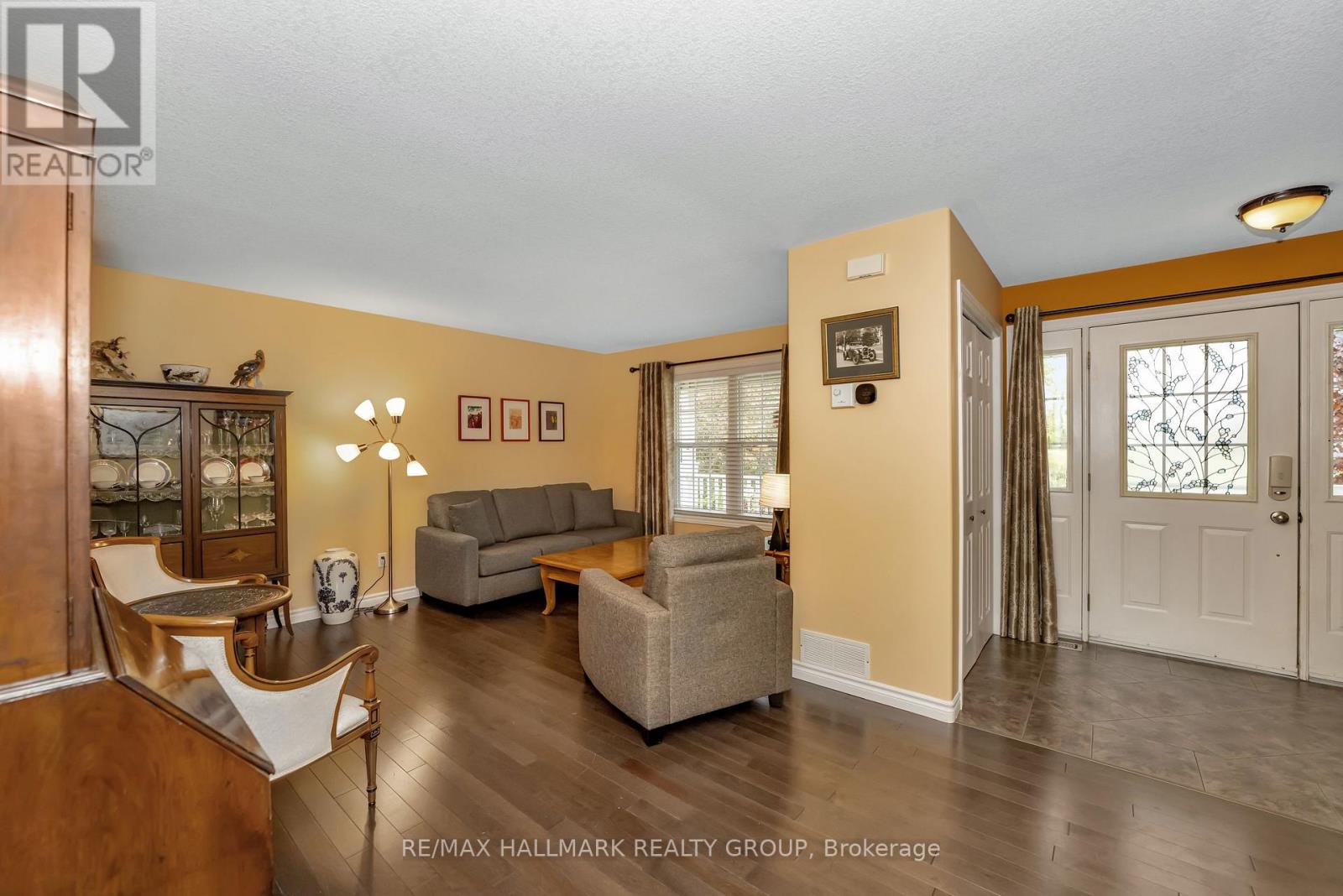 3 CHEYENNE TRAIL - Photo 3 of 46, Augusta, Ontario