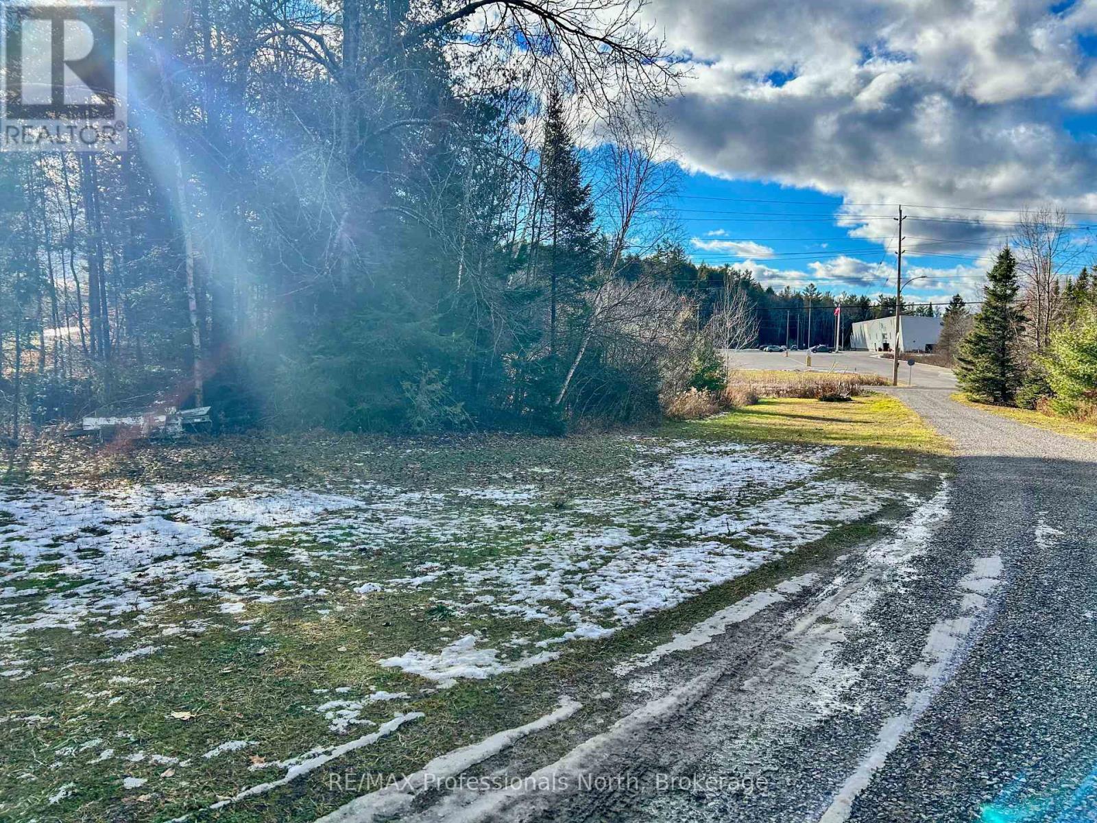 89 JACK LAKE ROAD - 23