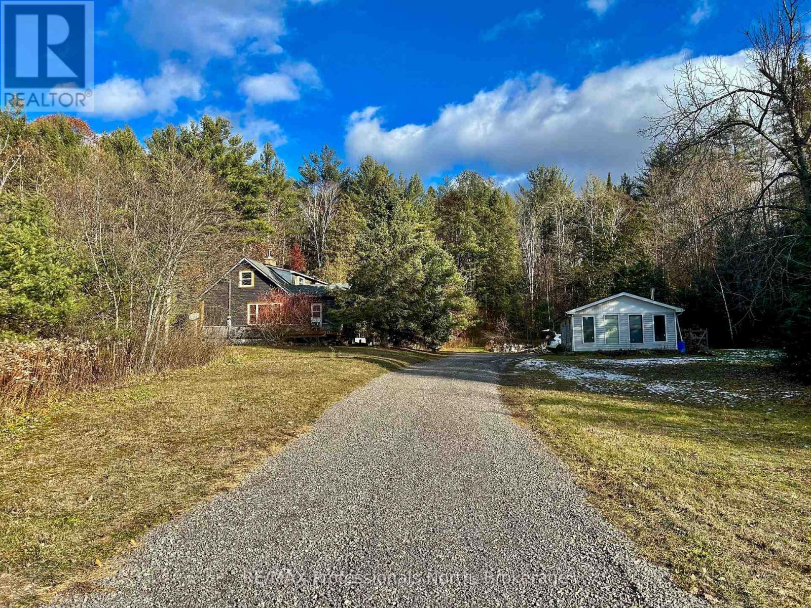 89 JACK LAKE ROAD - 27