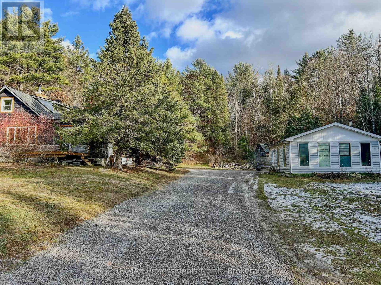 89 JACK LAKE ROAD - 24