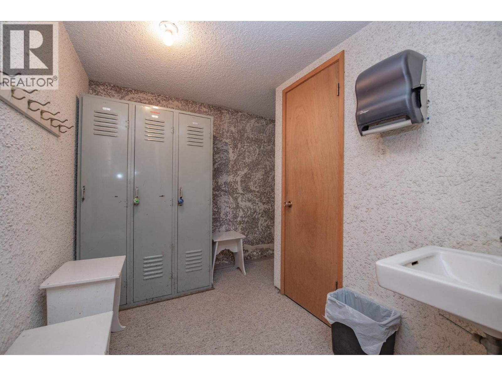  4111 27 Street, Vernon