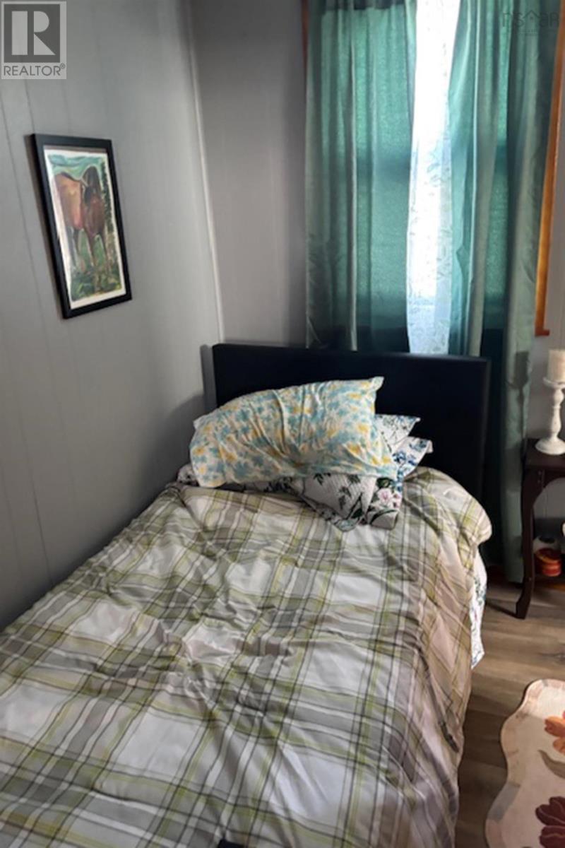 55 Elm Street - Photo 3 of 9, Springhill, Nova Scotia