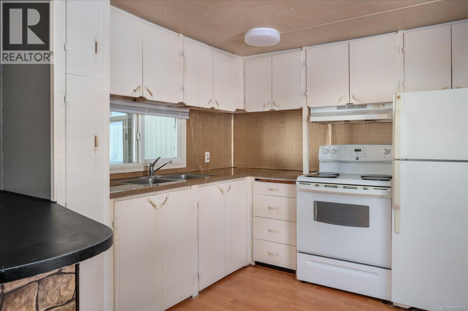 #20 6820 PARKLANDS PL - 6