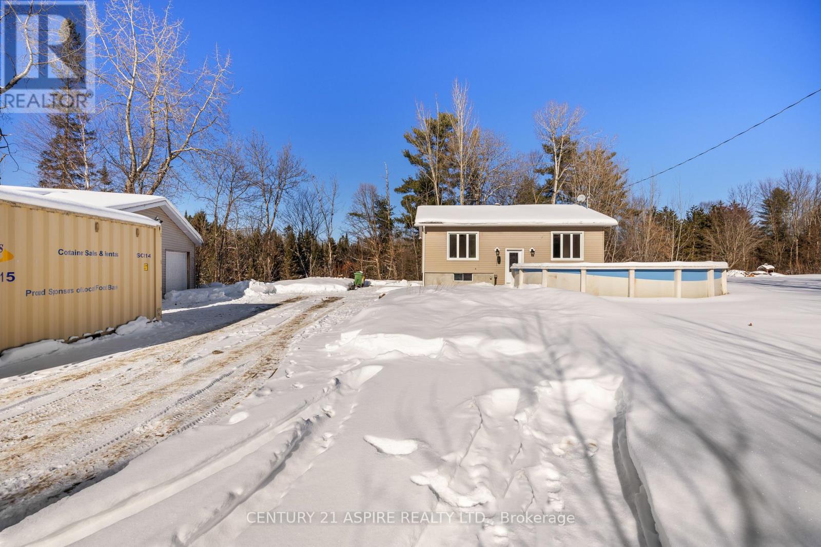 84 SANDY BEACH ROAD - Photo 4 of 37, Laurentian Valley, Ontario
