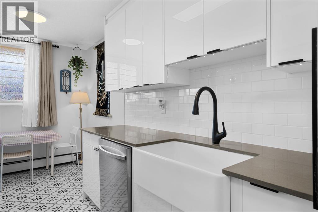 Single Family House for Sale in    Street SW Rosscarrock Calgary 