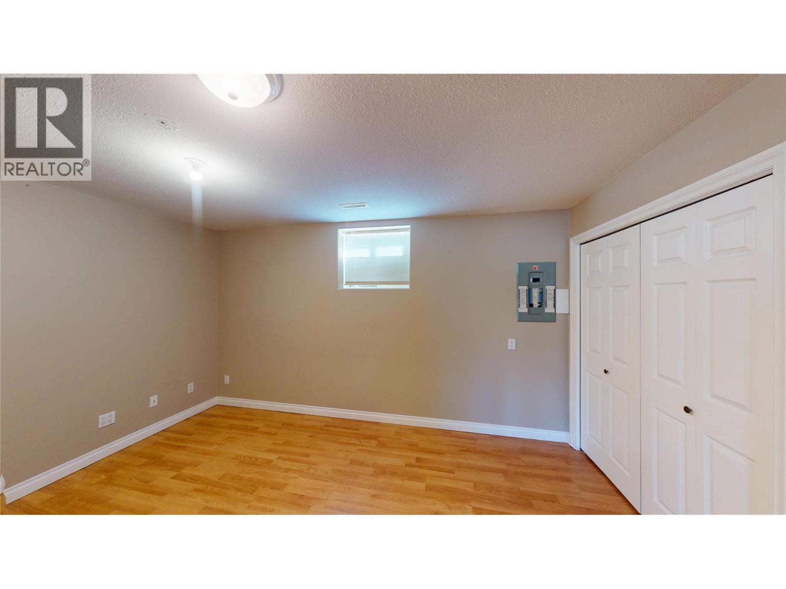 100 16th Street S, Cranbrook