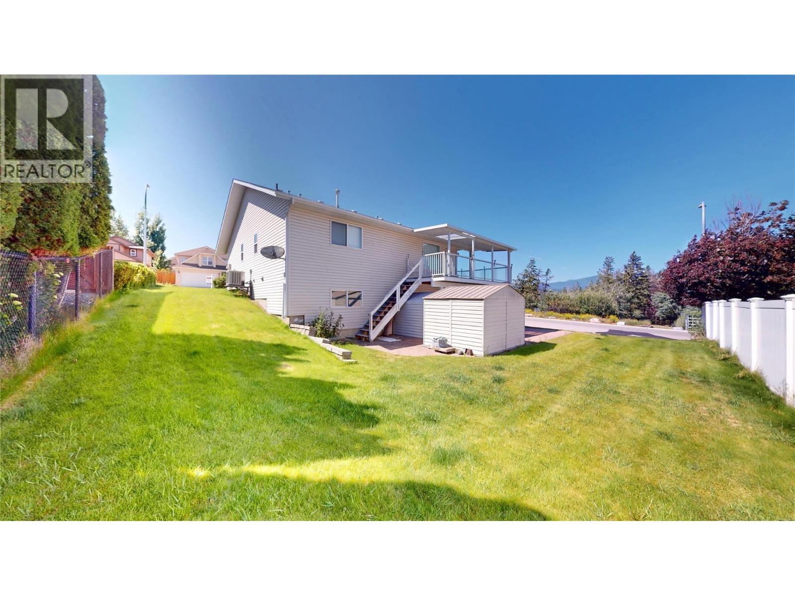 100 16th Street S, Cranbrook