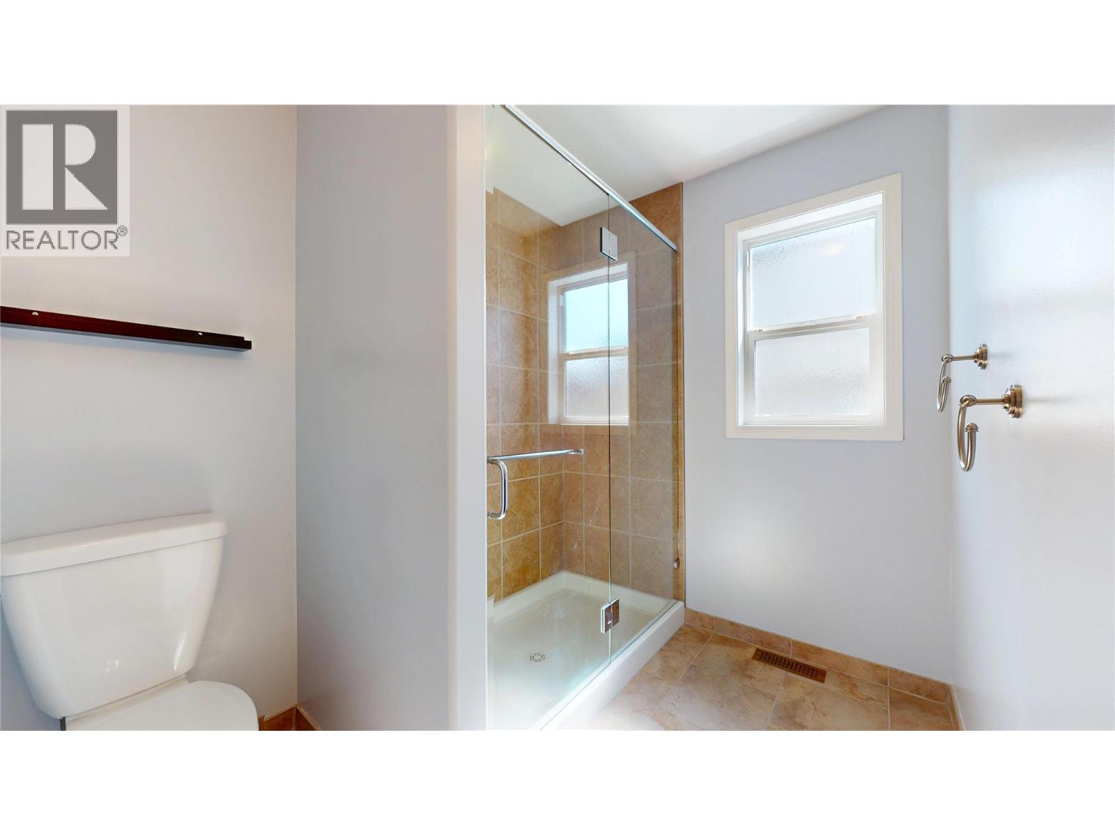 100 16th Street S, Cranbrook