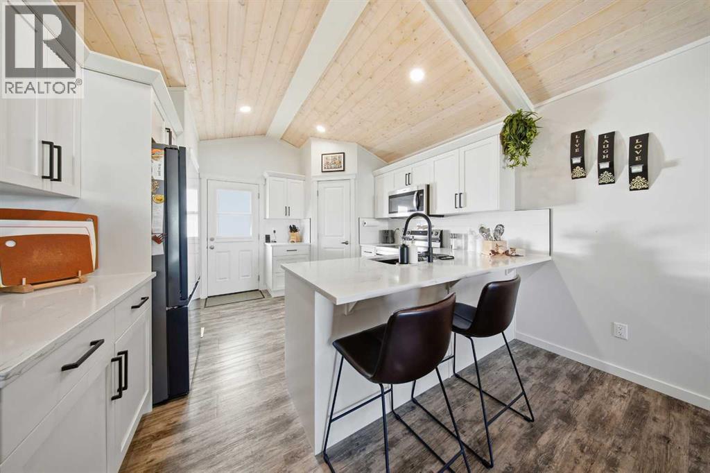 69 Mackenzie Avenue, Lacombe