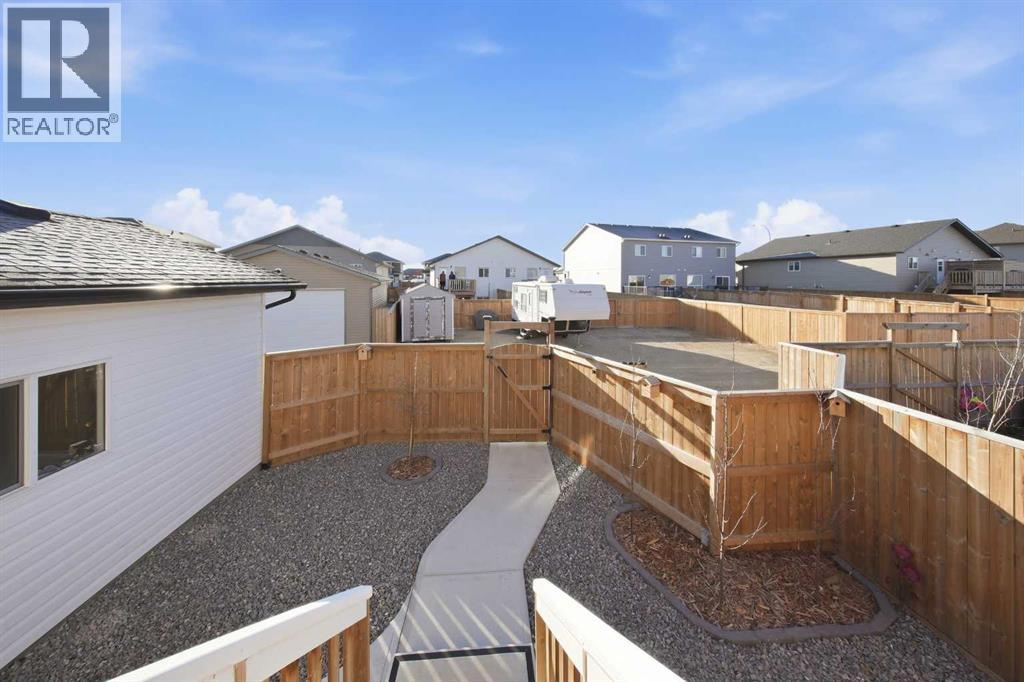 69 Mackenzie Avenue, Lacombe