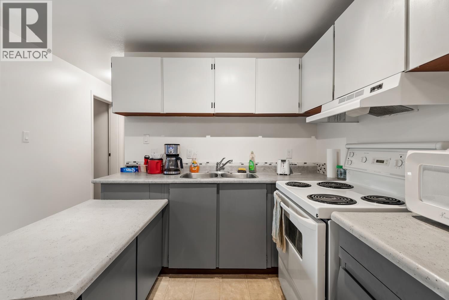 152 SPRUCE Avenue Unit# 203, Sparwood