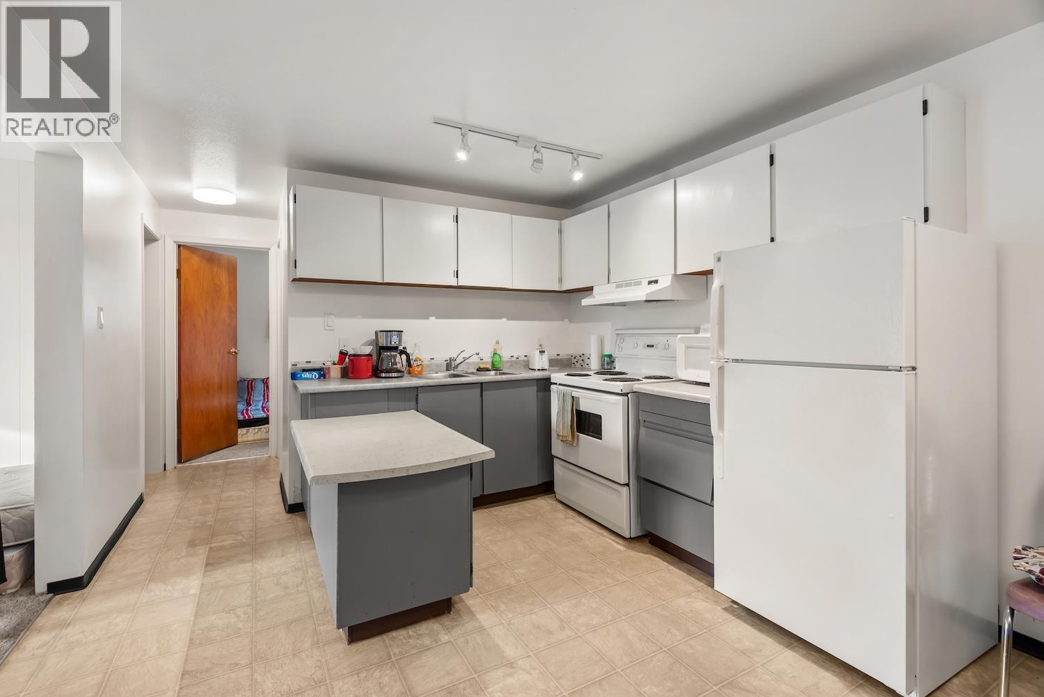 152 SPRUCE Avenue Unit# 203 - Photo 5 of 28, Sparwood, British Columbia