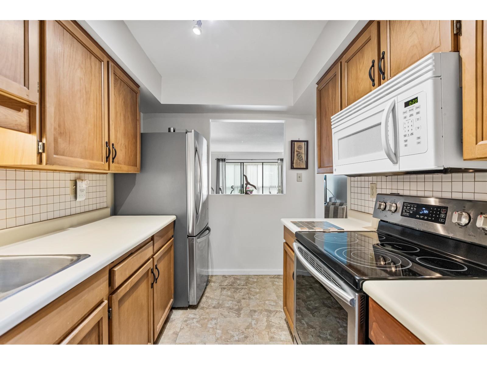 204 1458 BLACKWOOD STREET, White Rock