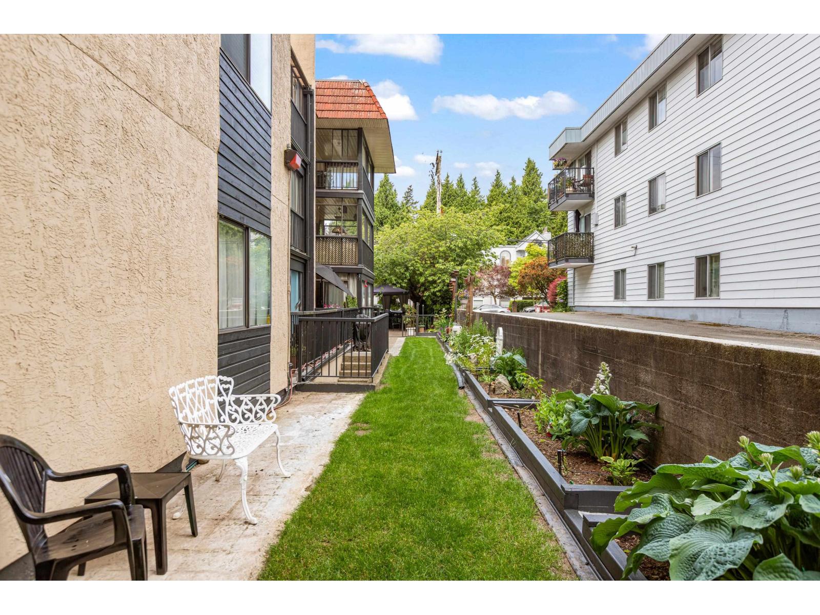 204 1458 BLACKWOOD STREET, White Rock