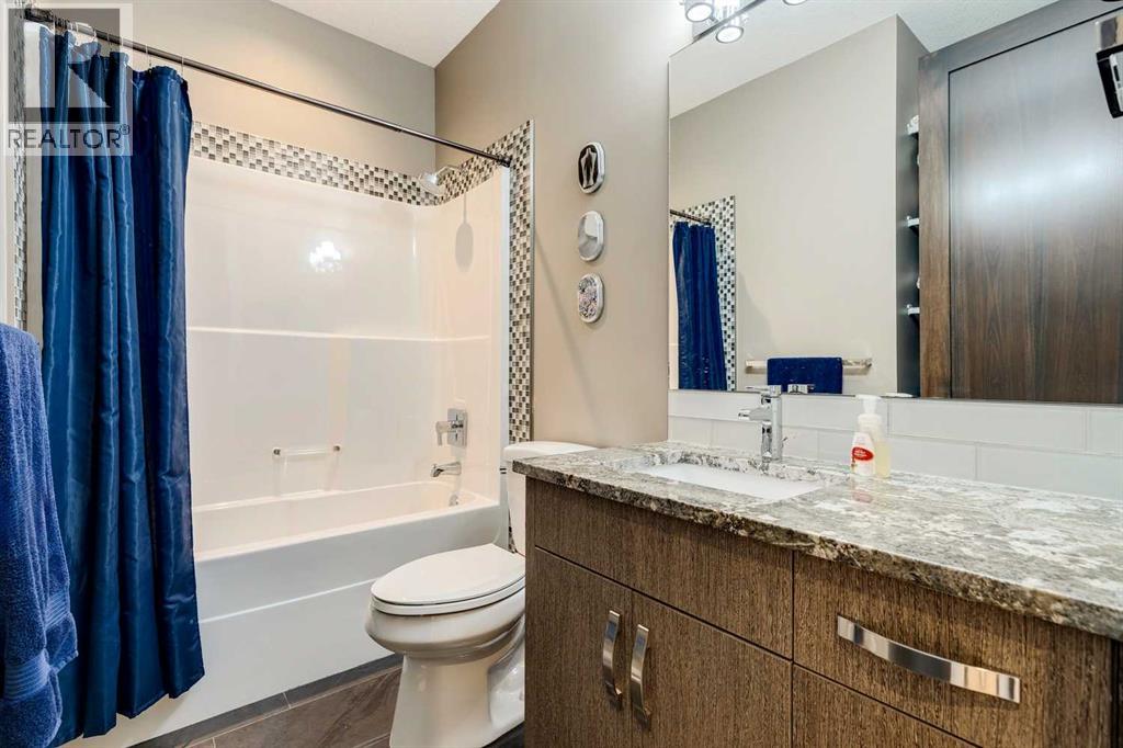 Single Family House for Sale in   Street NW Parkdale Calgary 