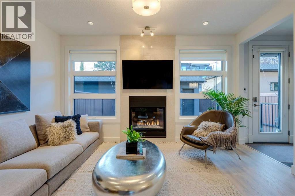 Single Family House for Sale in   Street NW Parkdale Calgary 